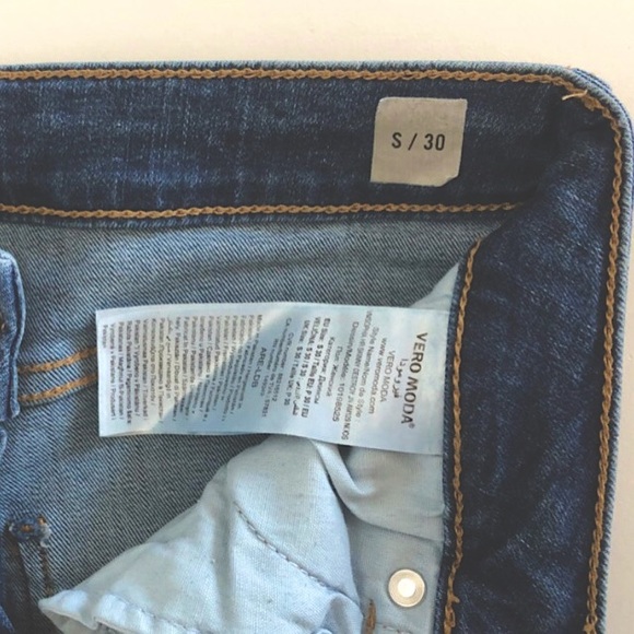 High Waisted Skinny Jeans - Picture 3 of 3